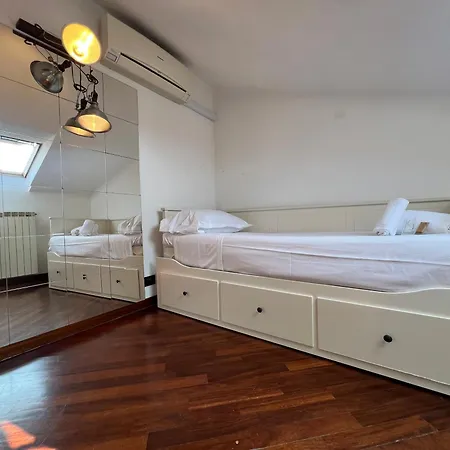 Casa Del Pozzo, 90 Mq, 2b 1b, Cozy Top-floor Ligurian Stay, No Lift, Steps From The Sea アパート