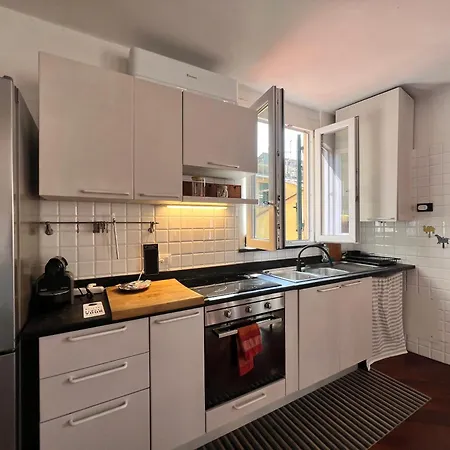 Casa Del Pozzo, 90 Mq, 2b 1b, Cozy Top-floor Ligurian Stay, No Lift, Steps From The Sea Lägenhet